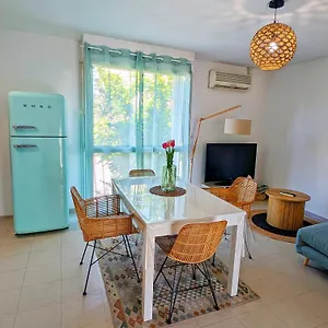 https://apt-chez-hubert-et-coralie.fr-provencehotel.com